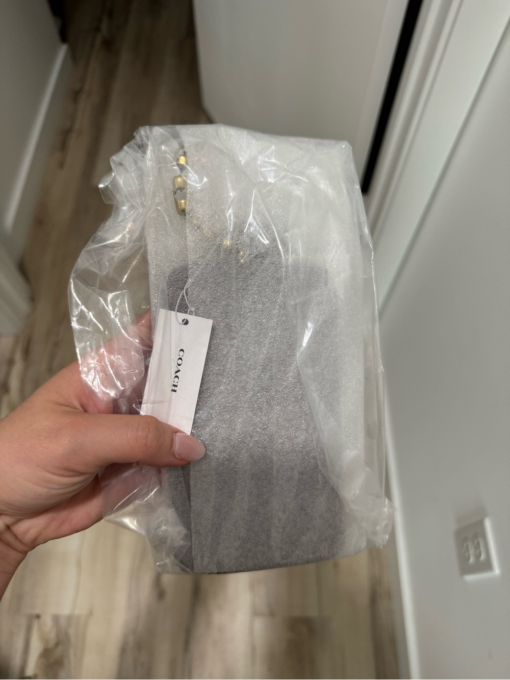 COACH XL Hangtag brand new! - Picture 3 of 5